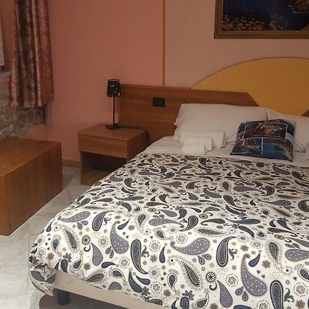 Locanda Dalla Compagnia ริโอมัจโจเร ภายนอก รูปภาพ