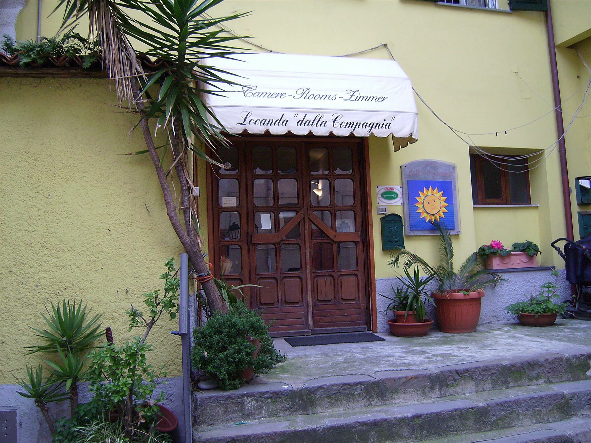 Locanda Dalla Compagnia ริโอมัจโจเร ภายนอก รูปภาพ